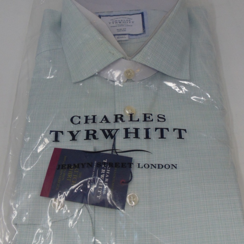 Charles Tyrwhitt Slim Fit Non-Iron Natural Stretch
